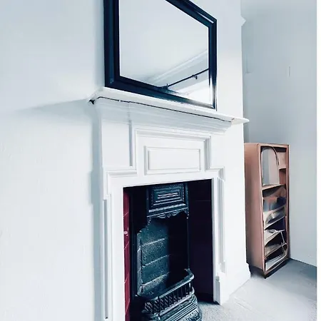 Trendy Room2 - Wifi Ls7 4 منزل للإقامة *
